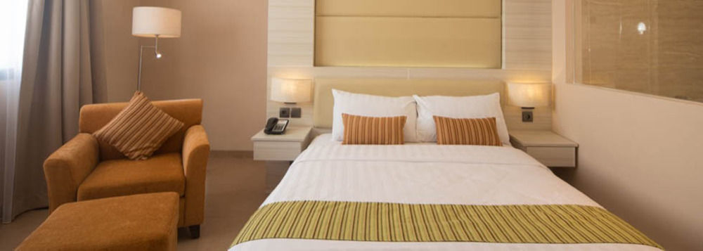 Sotis Hotel Kupang Kupang  Exterior photo