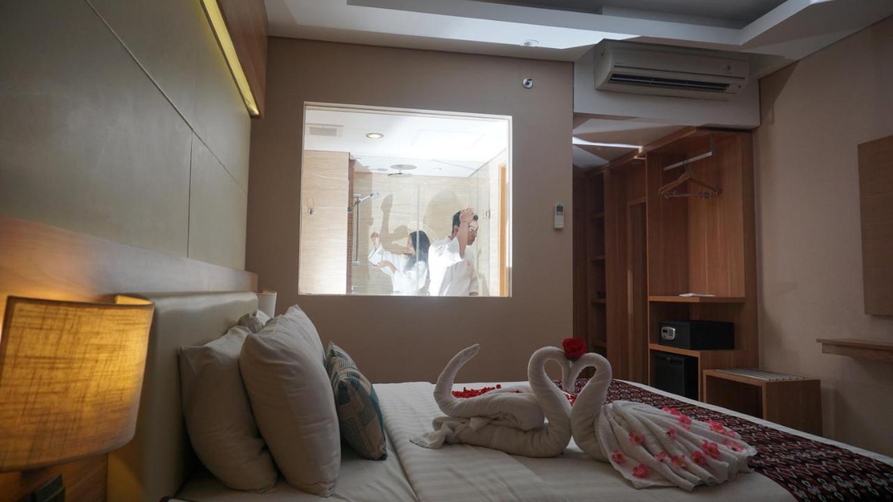 Sotis Hotel Kupang Kupang  Exterior photo
